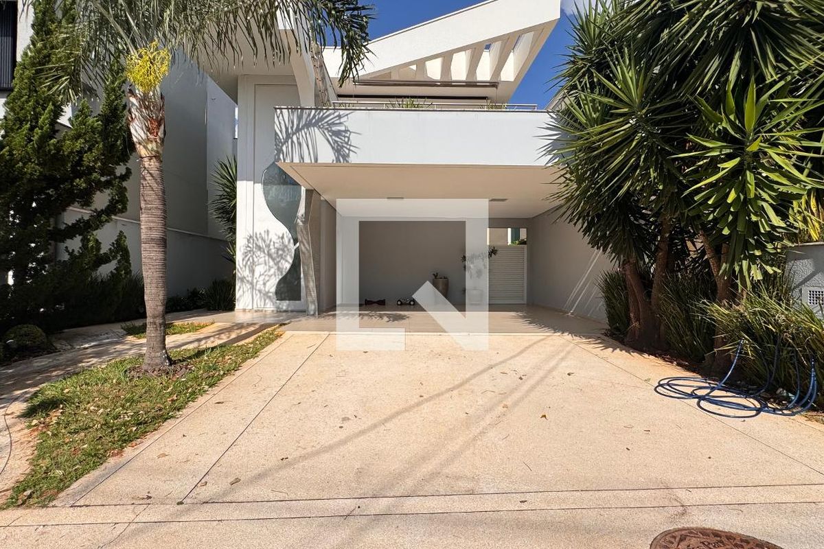 Casa à Venda - Swiss Park, 3 Quartos,  317 m2 em , Campinas - sp | SoloBR