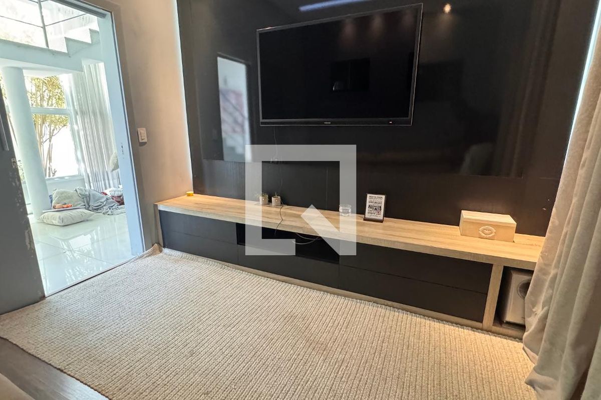Casa à Venda - Swiss Park, 3 Quartos,  317 m2 em , Campinas - sp | SoloBR