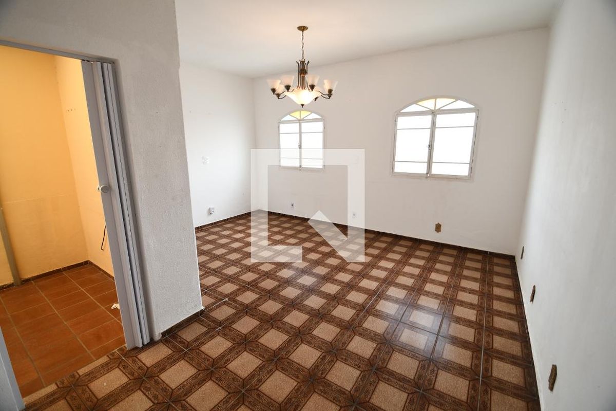 Casa à Venda - Jardim Santana, 3 Quartos,  200 m2 em , Campinas - sp | SoloBR