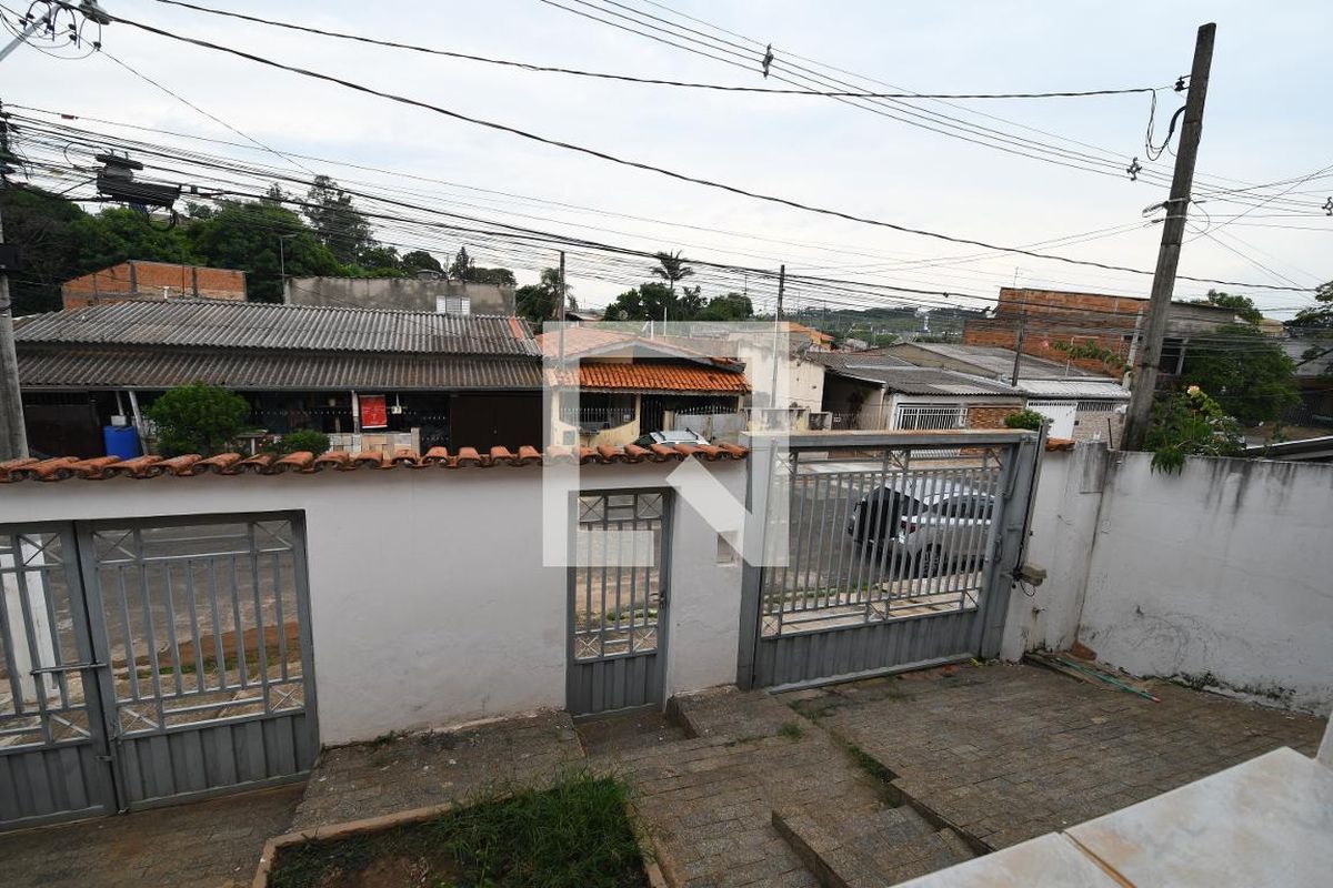 Casa à Venda - Jardim Santana, 3 Quartos,  200 m2 em , Campinas - sp | SoloBR