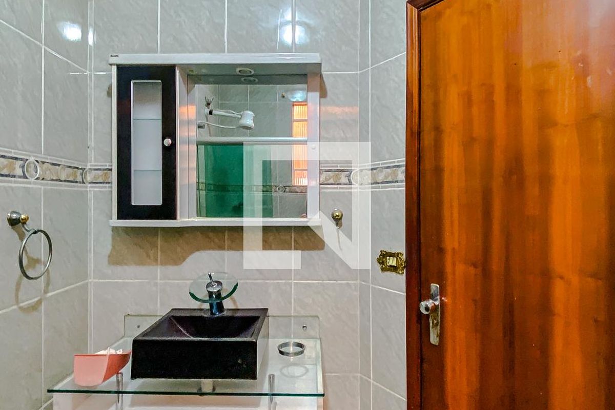 Casa, 4 quartos, 260 m² - Foto 46