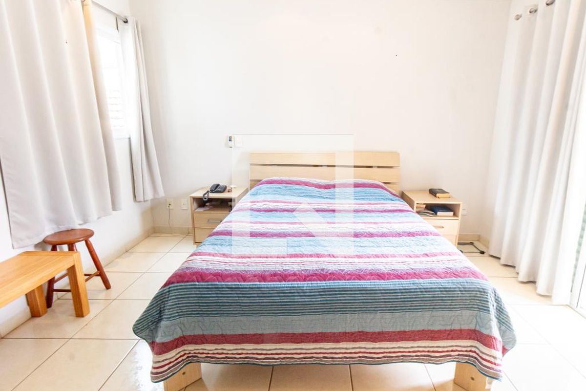 Casa, 3 quartos, 235 m² - Foto 22