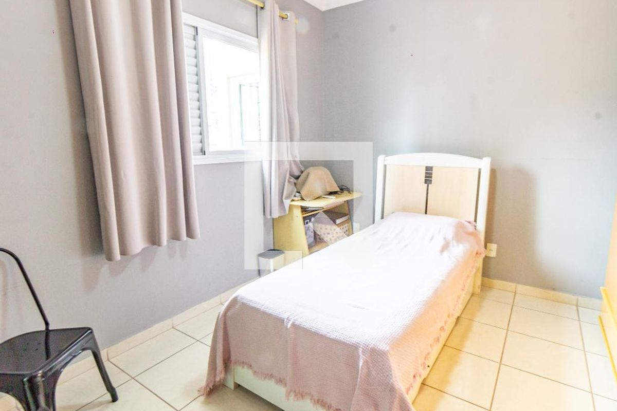 Casa, 3 quartos, 235 m² - Foto 38