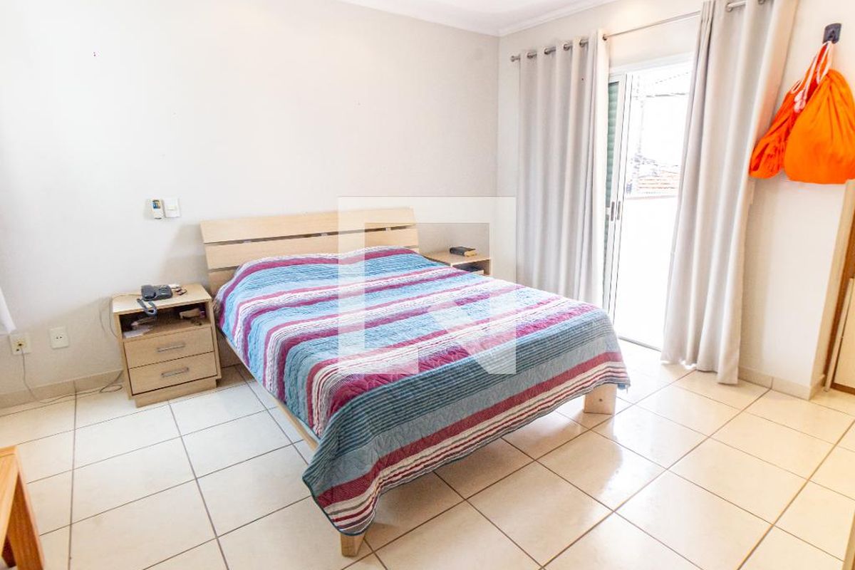 Casa, 3 quartos, 235 m² - Foto 19