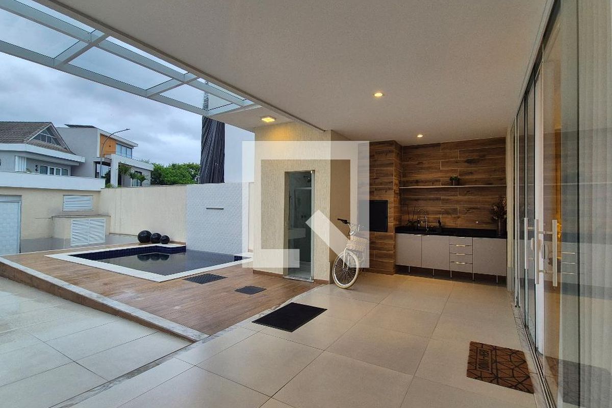 Casa, 3 quartos, 350 m² - Foto 148