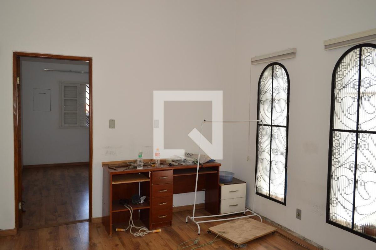 Casa, 4 quartos, 150 m² - Foto 2