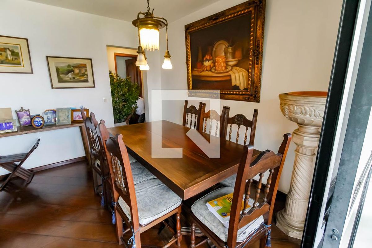 Apartamento, 3 quartos, 140 m² - Foto 12