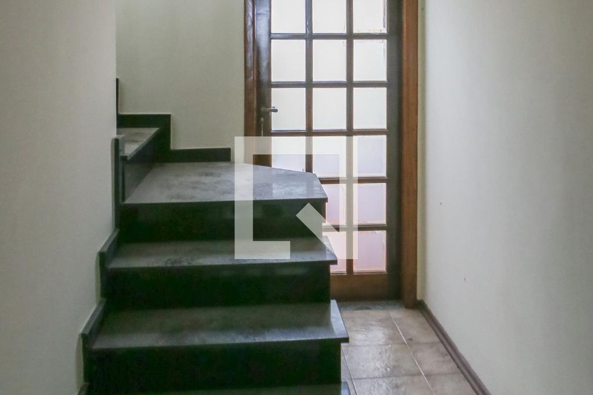 Casa, 3 quartos, 245 m² - Foto 22