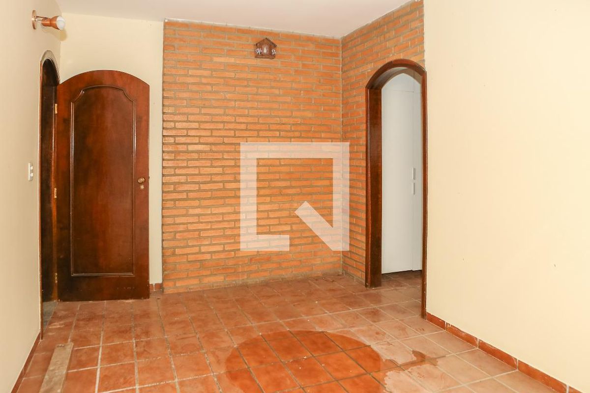 Casa, 3 quartos, 245 m² - Foto 14