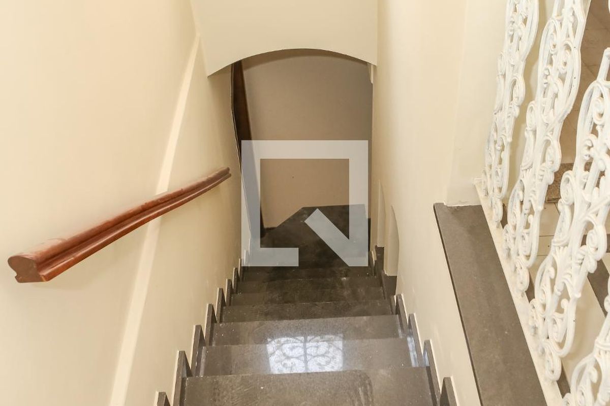 Casa, 3 quartos, 245 m² - Foto 46