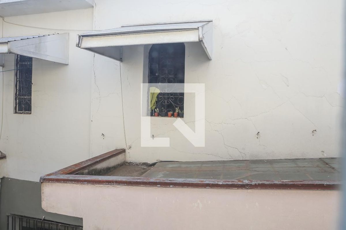 Casa, 3 quartos, 245 m² - Foto 56