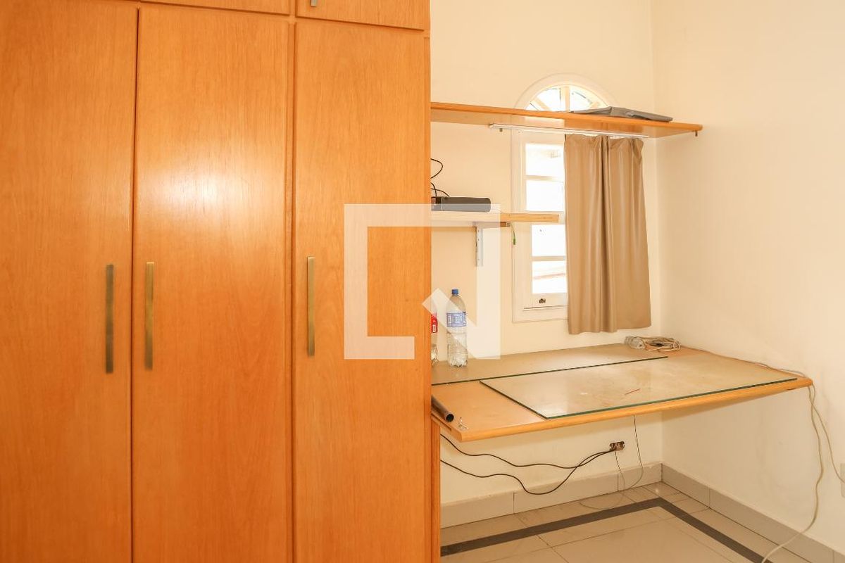 Casa, 3 quartos, 245 m² - Foto 58
