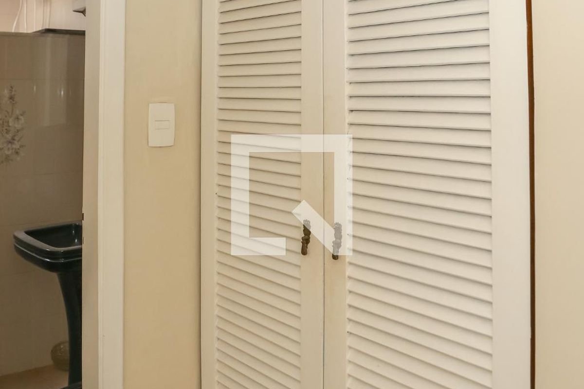 Casa, 3 quartos, 245 m² - Foto 48