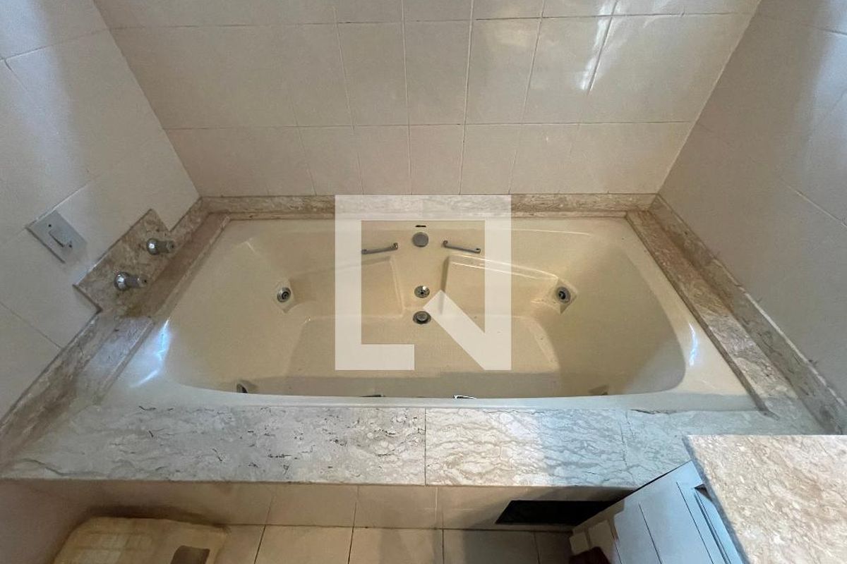 Casa, 3 quartos, 410 m² - Foto 53