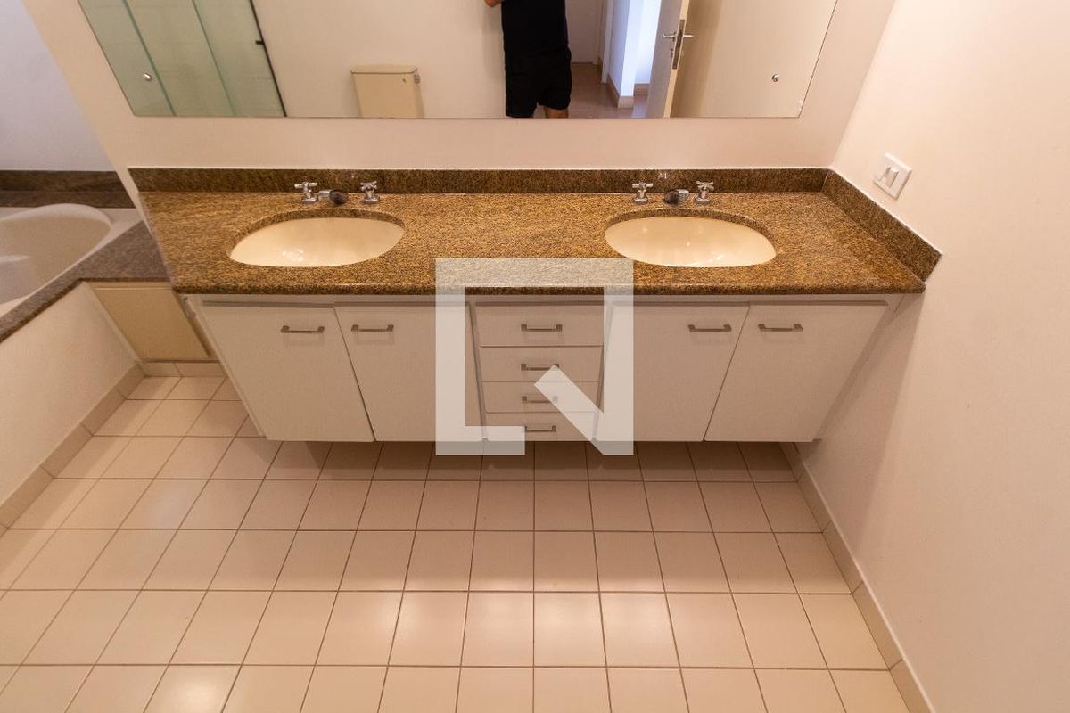 Apartamento à Venda - Cambuí, 6 Quartos,  450 m2 em , Campinas - sp | SoloBR