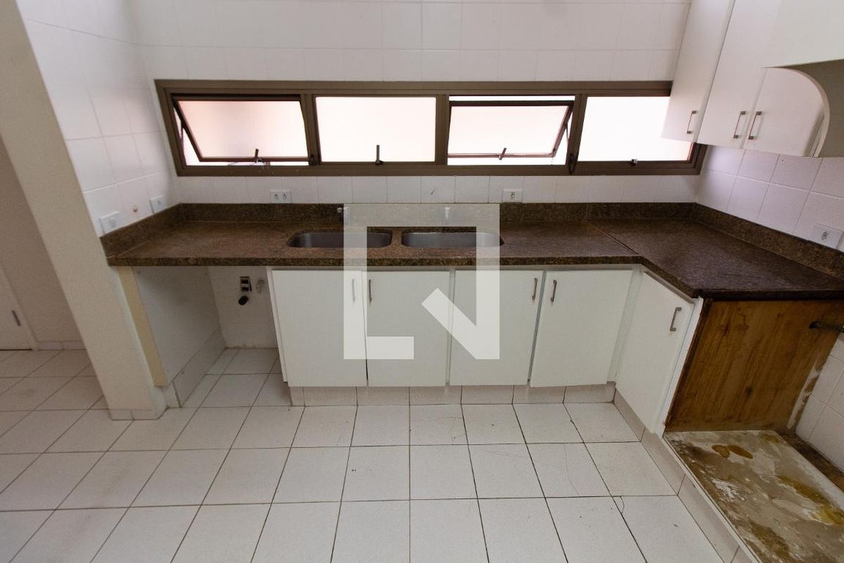 Apartamento à Venda - Cambuí, 6 Quartos,  450 m2 em , Campinas - sp | SoloBR