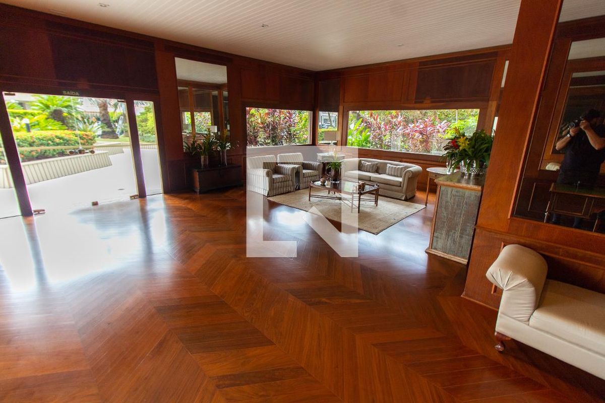 Apartamento à Venda - Cambuí, 6 Quartos,  450 m2 em , Campinas - sp | SoloBR