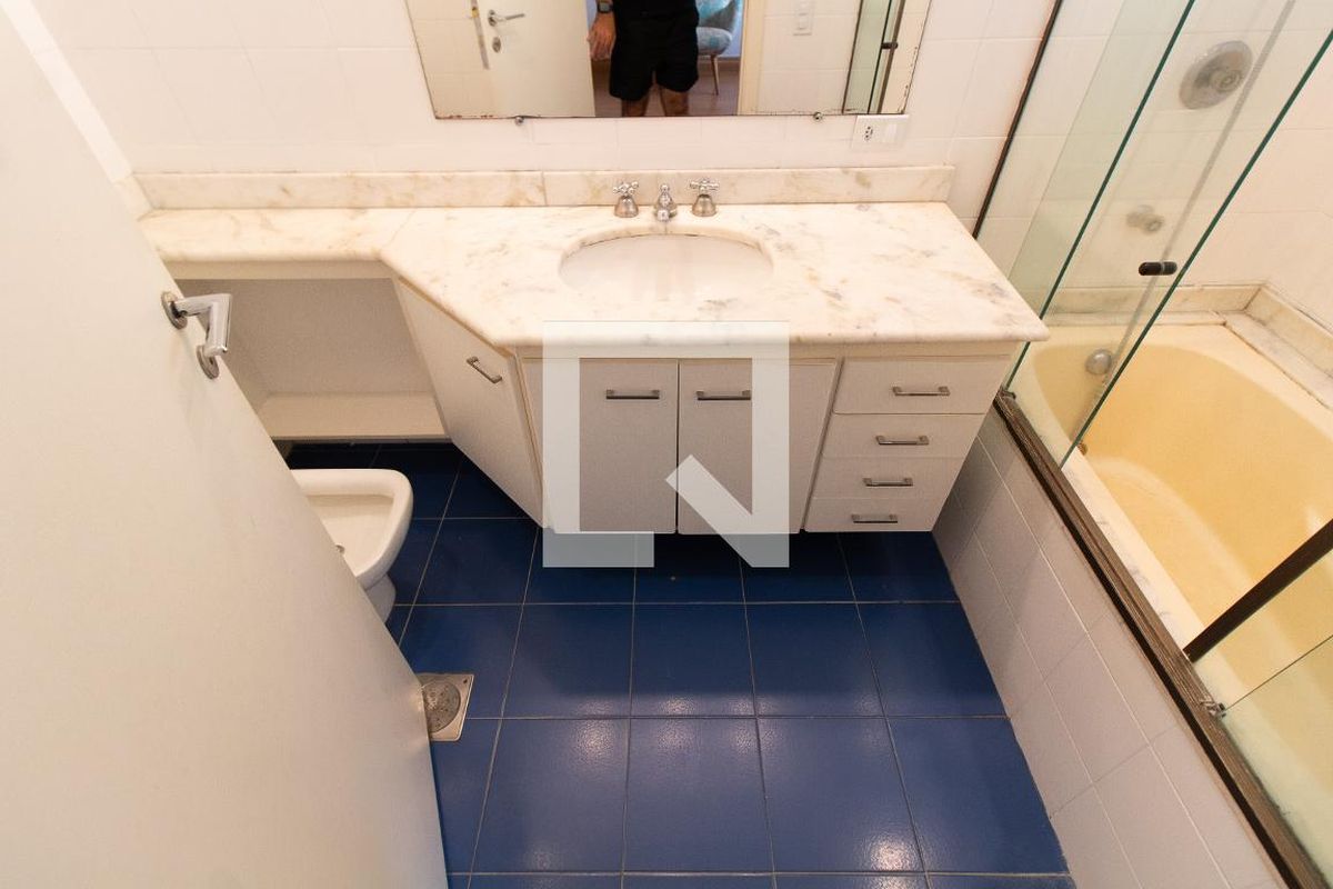 Apartamento à Venda - Cambuí, 6 Quartos,  450 m2 em , Campinas - sp | SoloBR