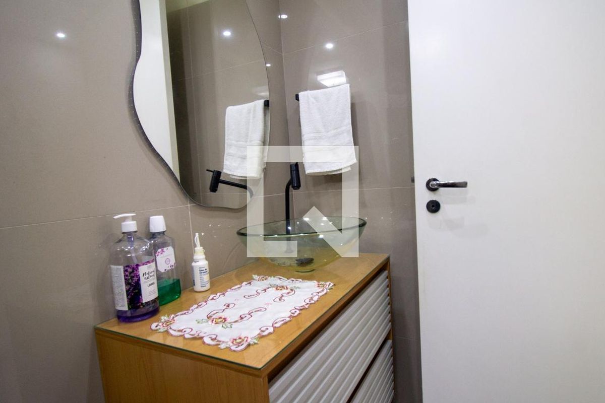Apartamento, 2 quartos, 68 m² - Foto 50