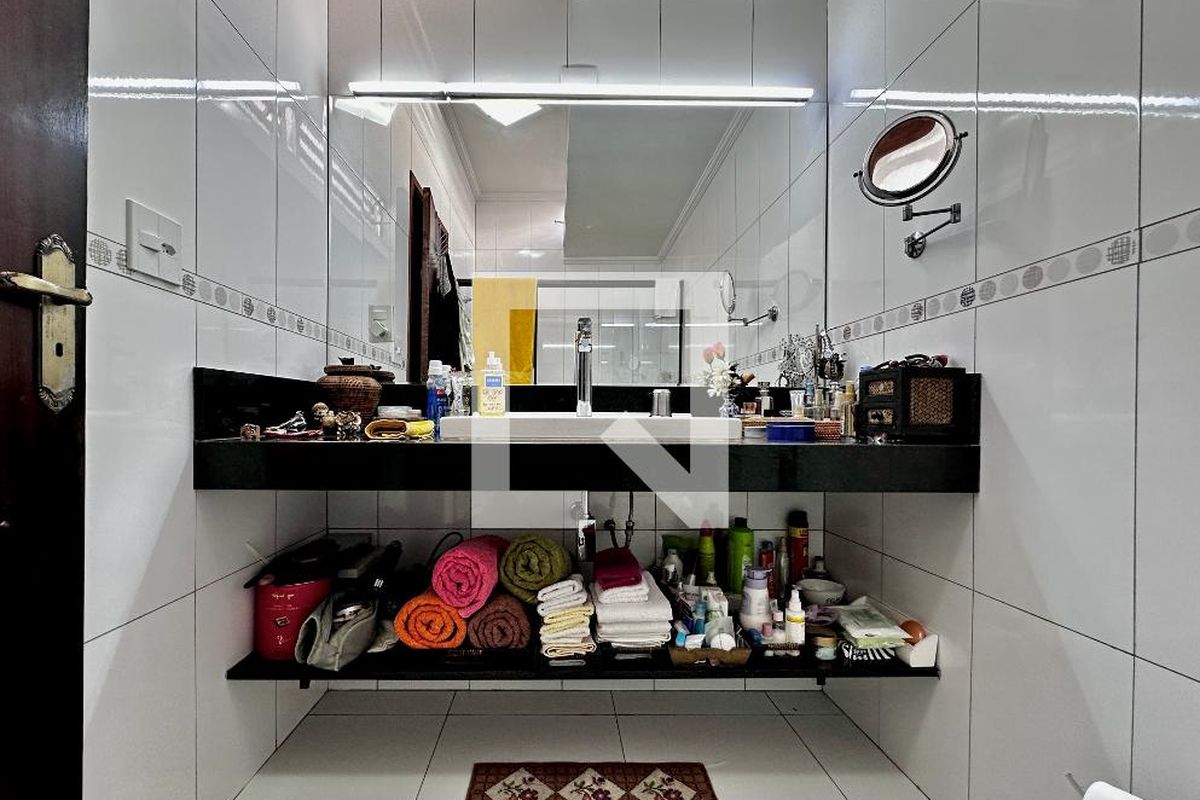 Casa, 3 quartos, 247 m² - Foto 18