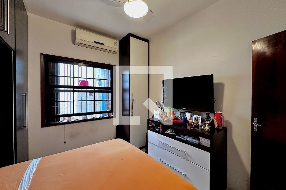 Casa, 3 quartos, 247 m² - Foto 23