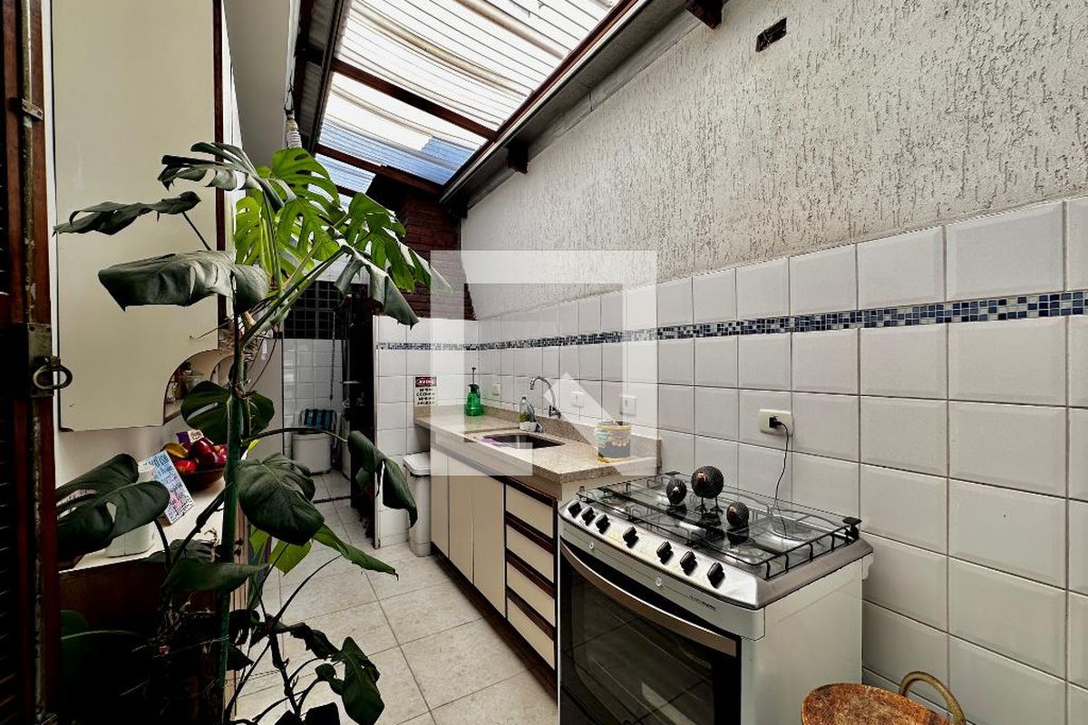 Casa, 3 quartos, 247 m² - Foto 53