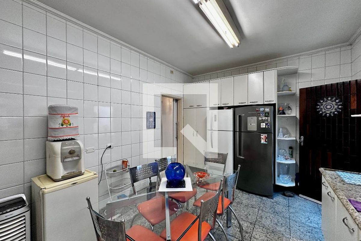 Casa, 3 quartos, 247 m² - Foto 41