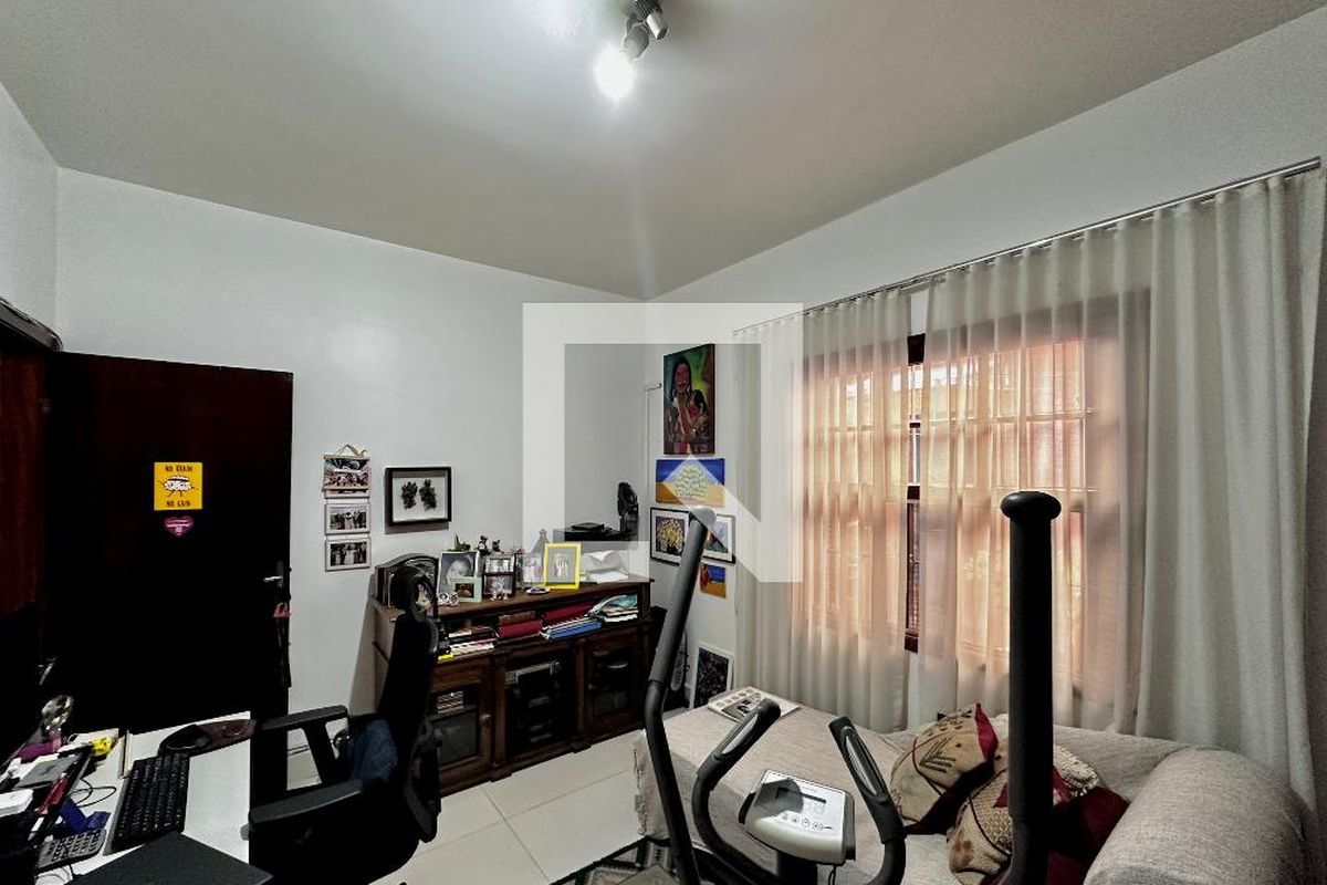 Casa, 3 quartos, 247 m² - Foto 32