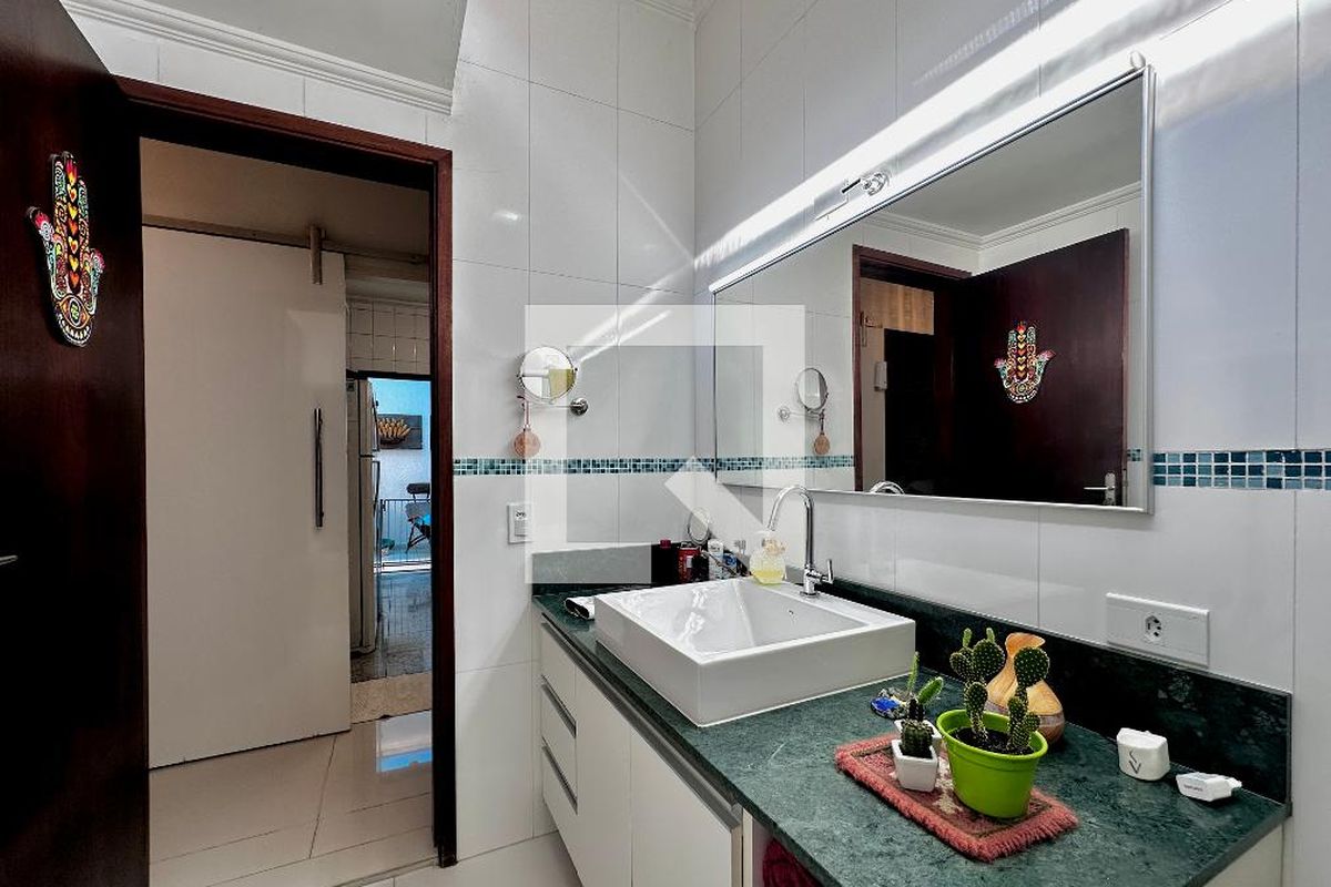 Casa, 3 quartos, 247 m² - Foto 36
