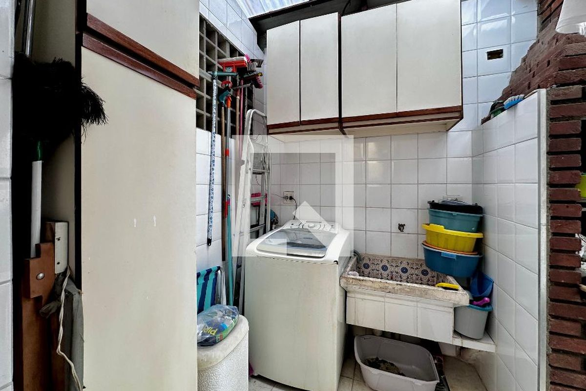 Casa, 3 quartos, 247 m² - Foto 49