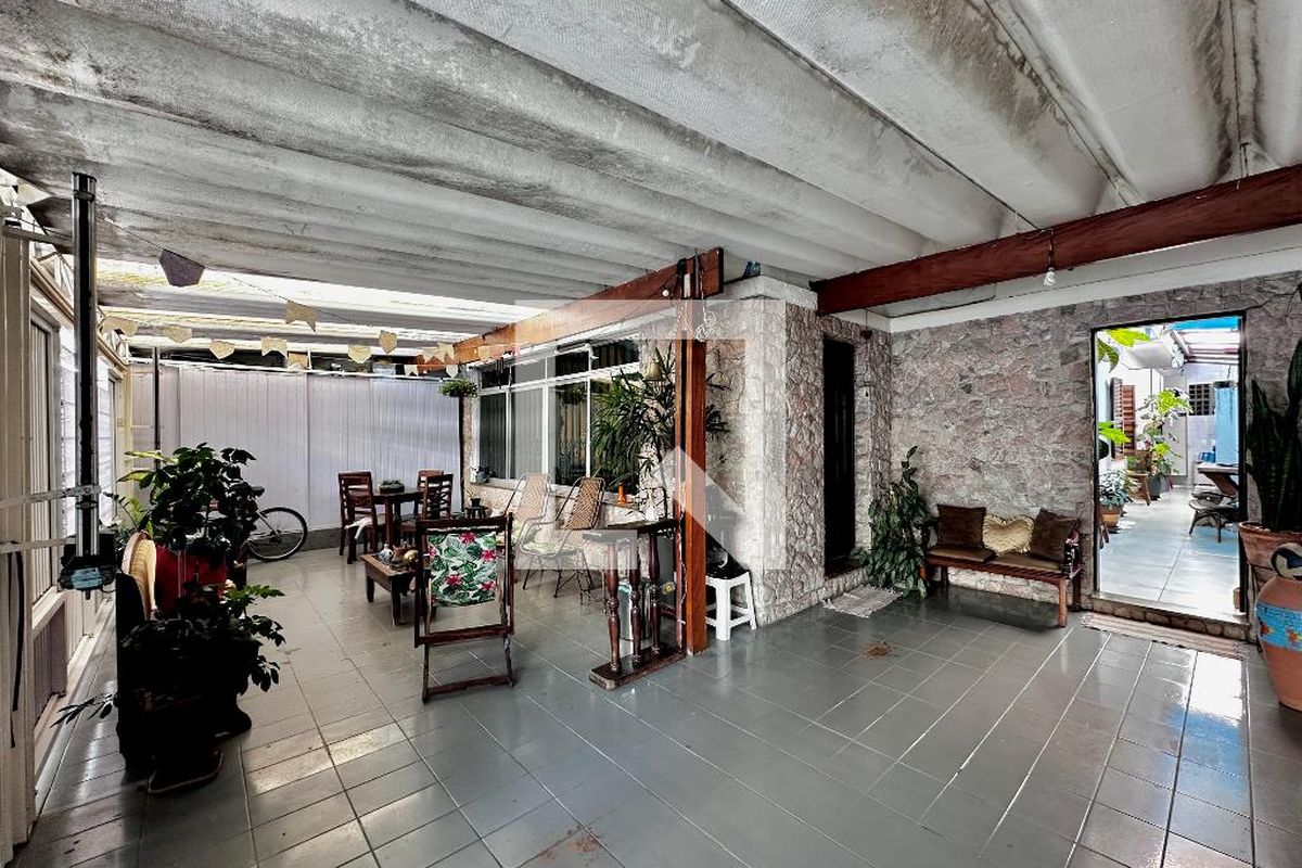 Casa, 3 quartos, 247 m² - Foto 61