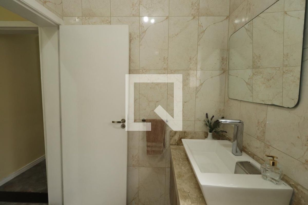 Casa, 3 quartos, 235 m² - Foto 82