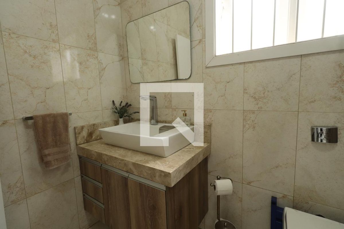 Casa, 3 quartos, 235 m² - Foto 80
