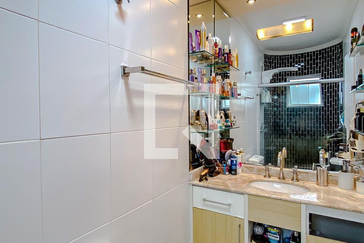 Casa, 3 quartos, 252 m² - Foto 76