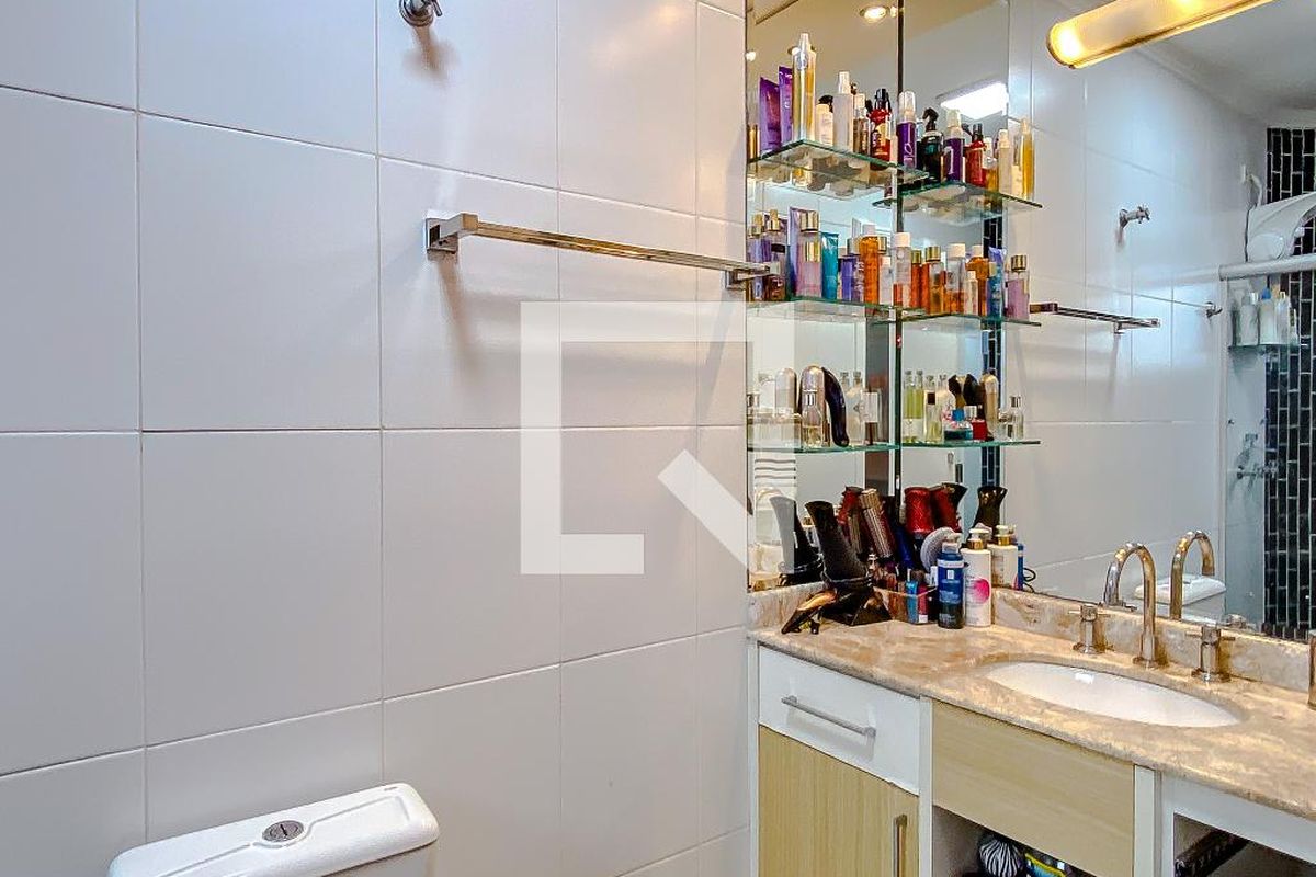 Casa, 3 quartos, 252 m² - Foto 69
