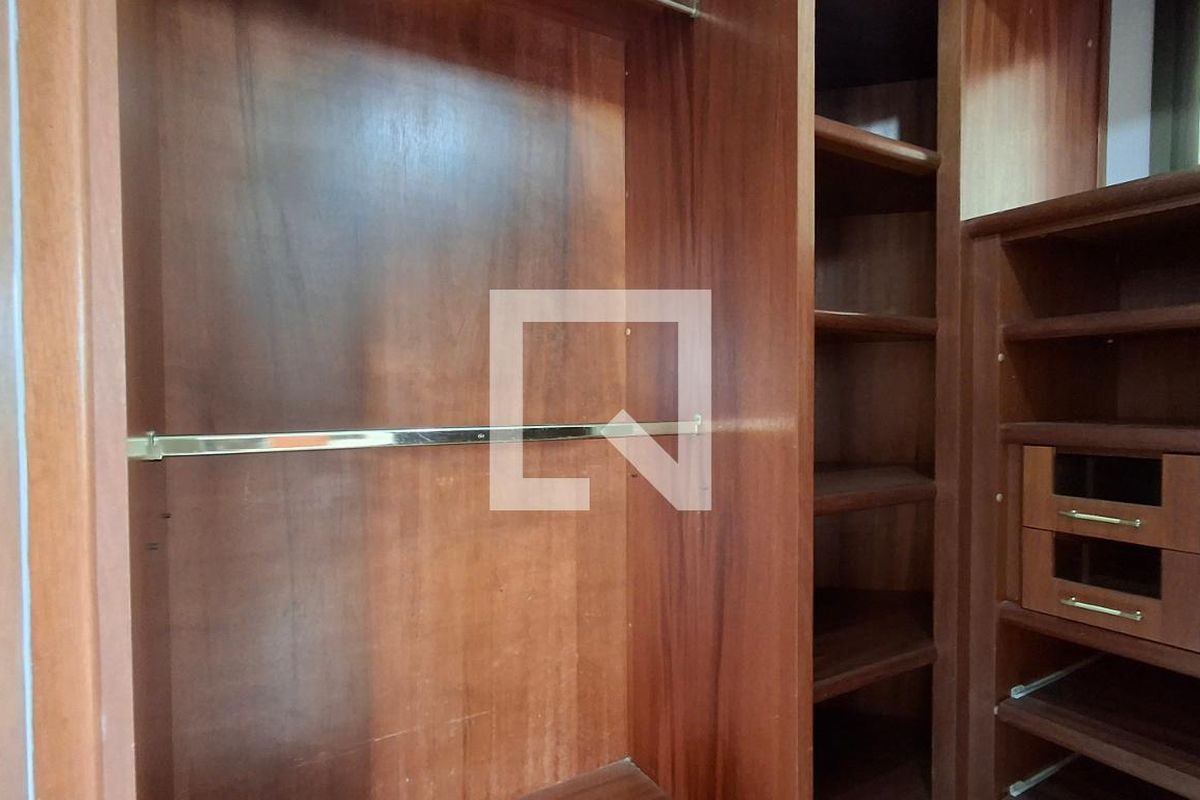 Apartamento à Venda - Cambuí, 1 Quarto,  61 m2 em , Campinas - sp | SoloBR