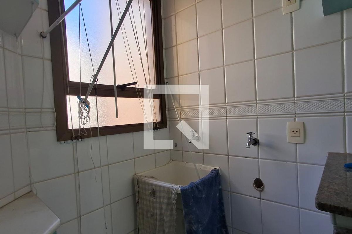 Apartamento à Venda - Cambuí, 1 Quarto,  61 m2 em , Campinas - sp | SoloBR