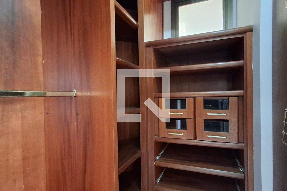 Apartamento à Venda - Cambuí, 1 Quarto,  61 m2 em , Campinas - sp | SoloBR