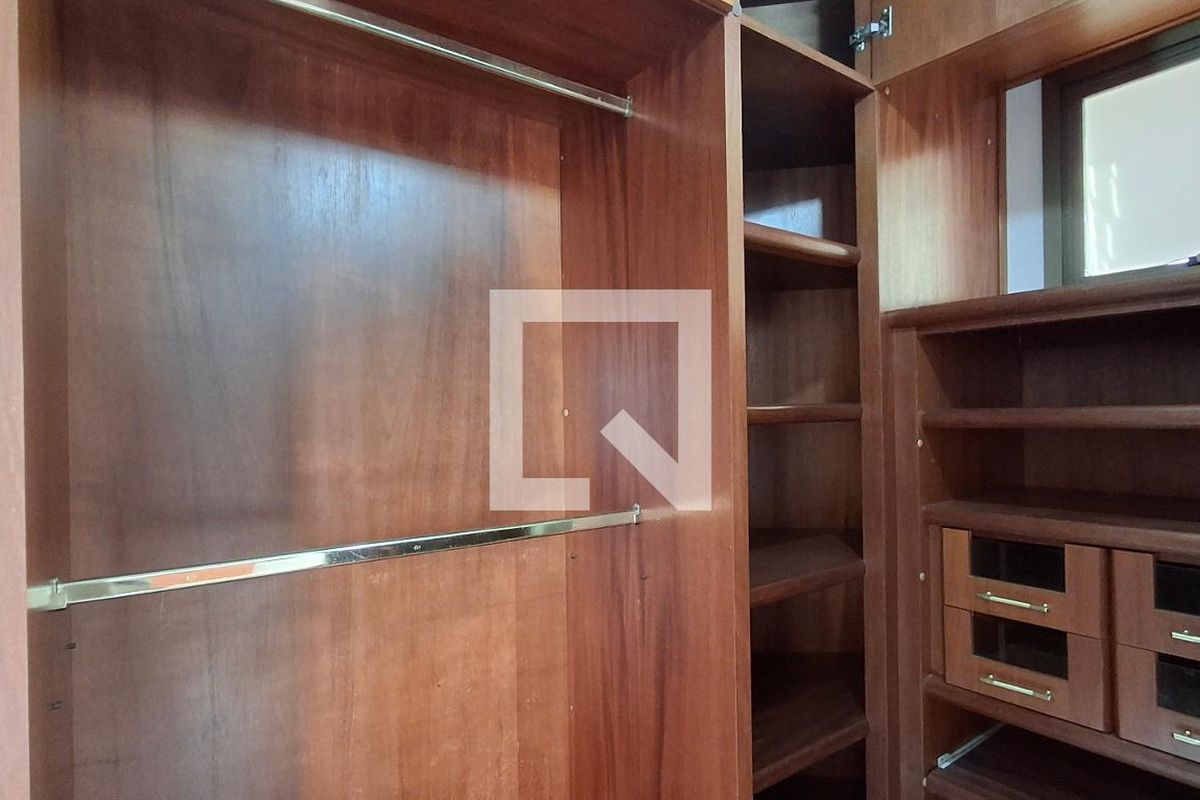Apartamento à Venda - Cambuí, 1 Quarto,  61 m2 em , Campinas - sp | SoloBR