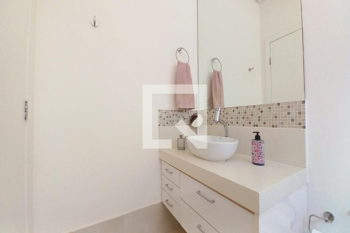 Casa à Venda - Swiss Park, 5 Quartos,  325 m2 em , Campinas - sp | SoloBR