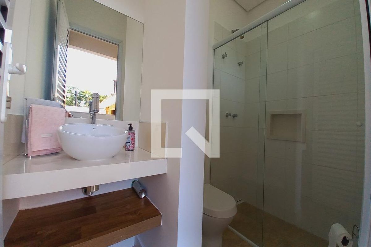 Casa à Venda - Swiss Park, 5 Quartos,  325 m2 em , Campinas - sp | SoloBR