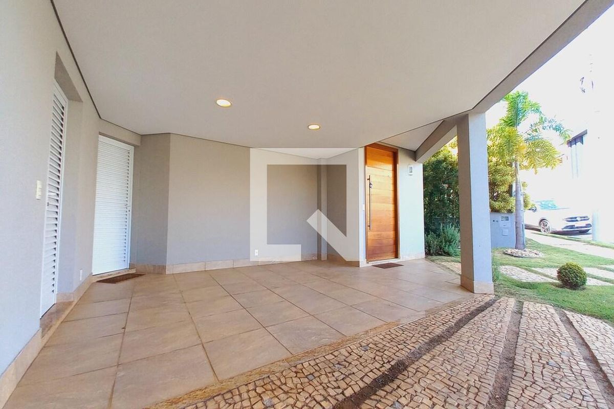 Casa à Venda - Swiss Park, 5 Quartos,  325 m2 em , Campinas - sp | SoloBR