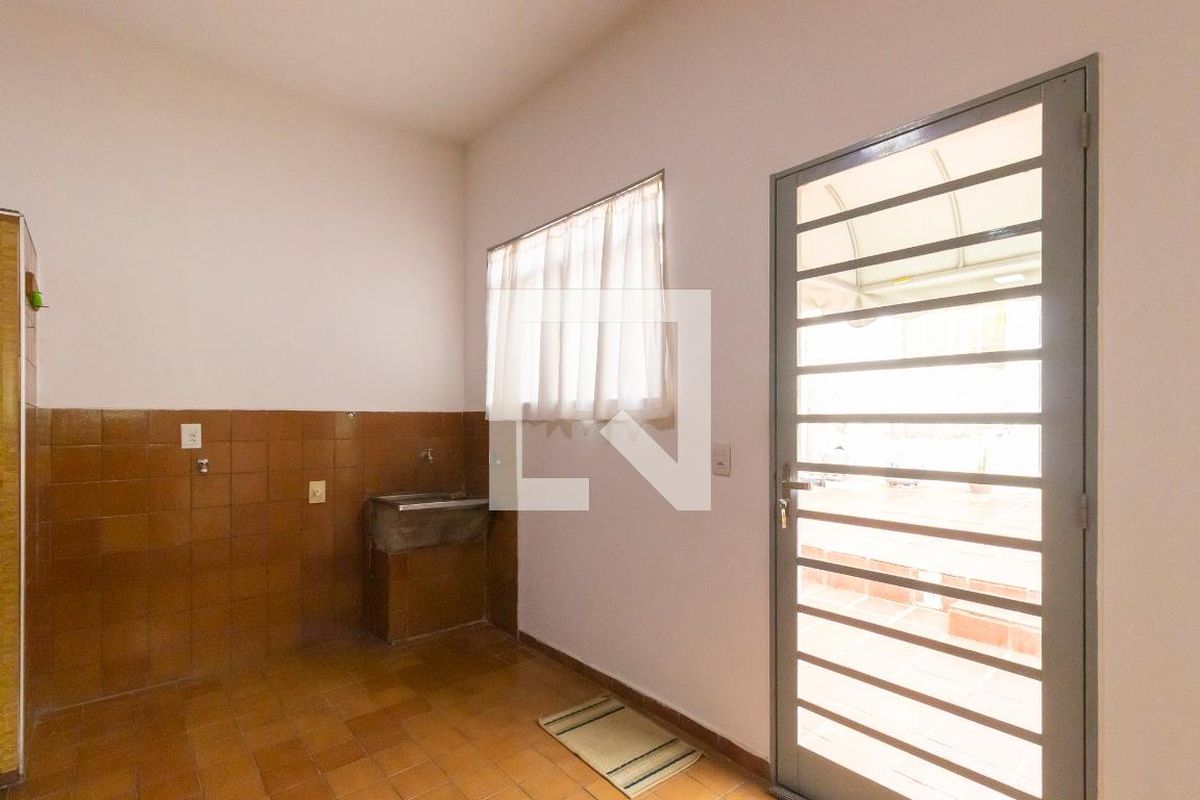 Casa à Venda - Jardim Planalto, 3 Quartos,  174 m2 em , Campinas - sp | SoloBR