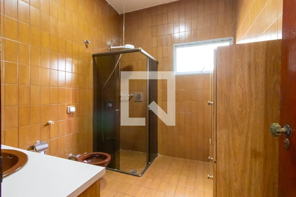 Casa à Venda - Jardim Planalto, 3 Quartos,  174 m2 em , Campinas - sp | SoloBR