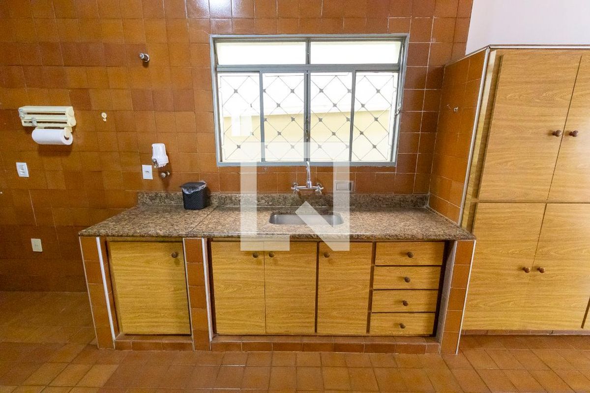 Casa à Venda - Jardim Planalto, 3 Quartos,  174 m2 em , Campinas - sp | SoloBR
