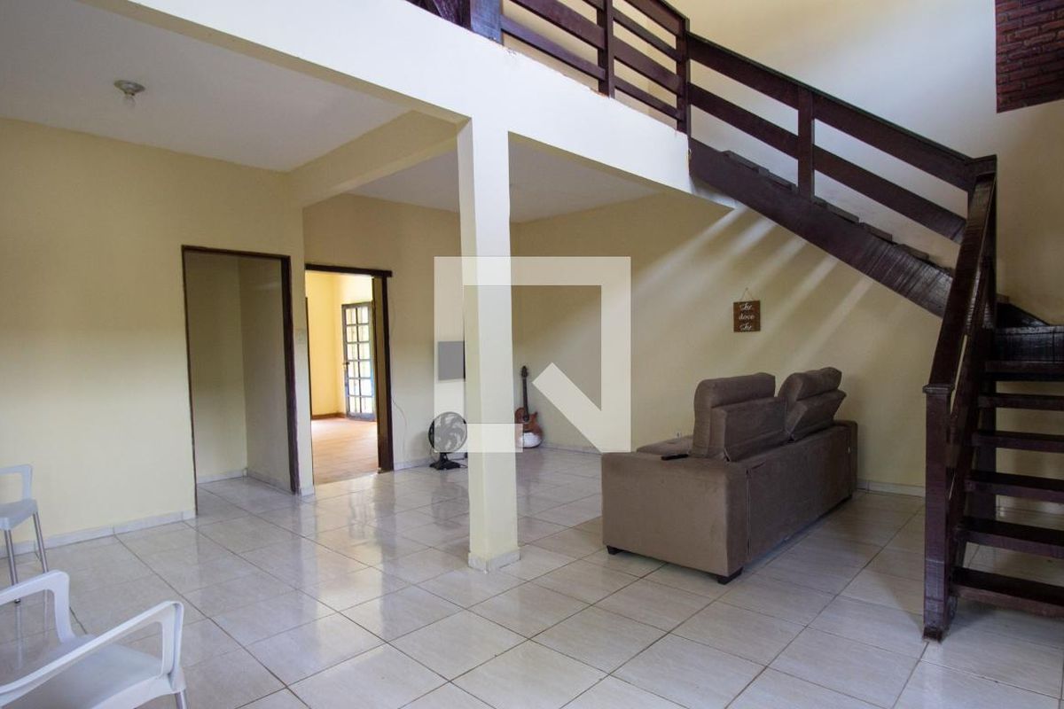 Casa, 4 quartos, 250 m² - Foto 4
