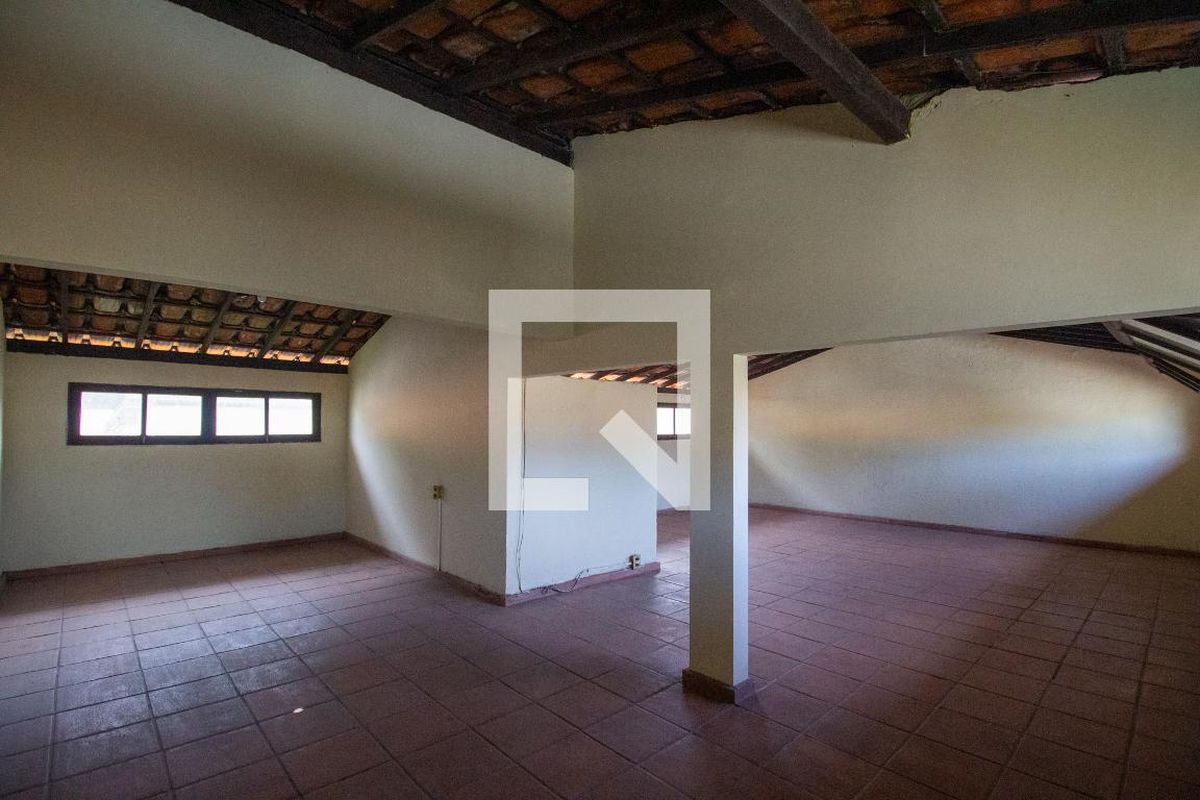 Casa, 4 quartos, 250 m² - Foto 86