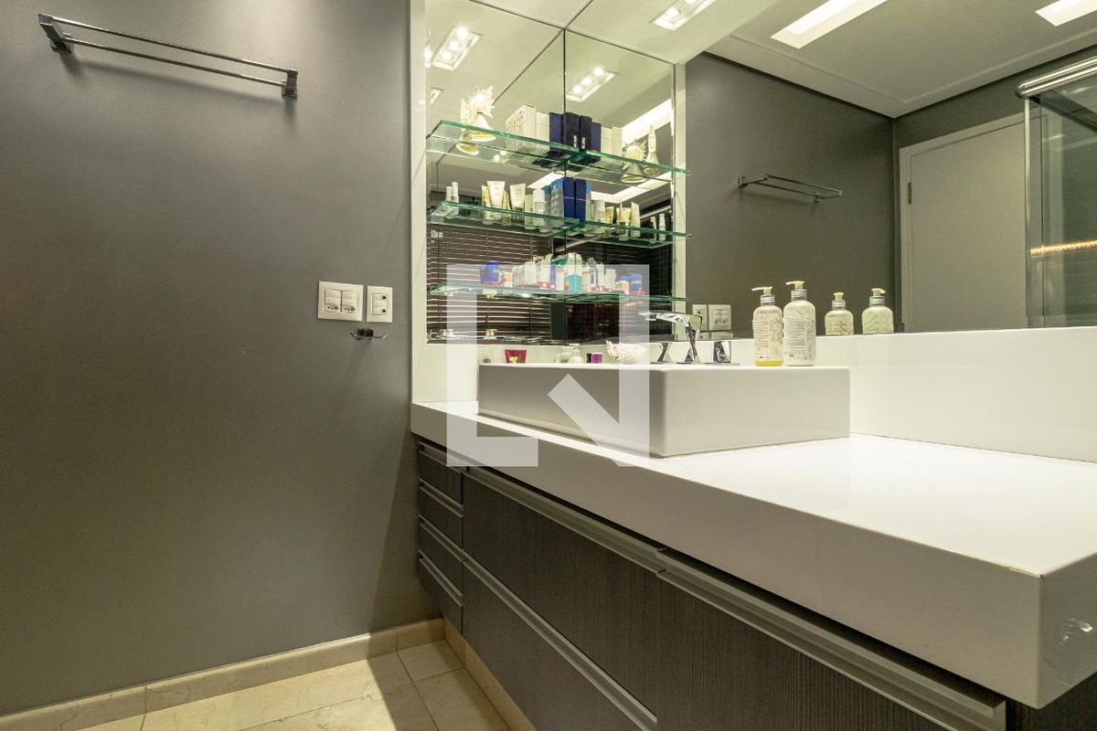 Apartamento, 4 quartos, 216 m² - Foto 48