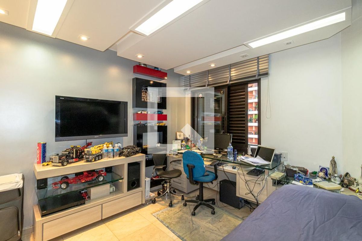 Apartamento, 4 quartos, 216 m² - Foto 74