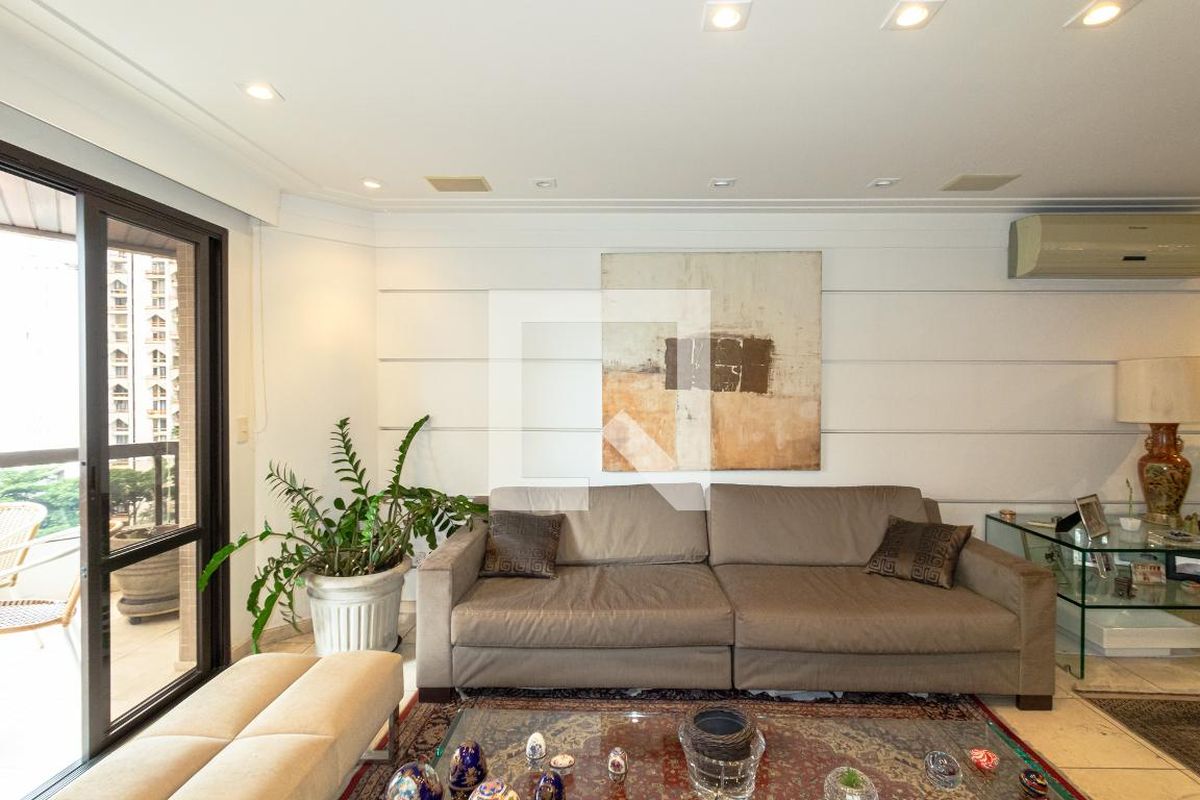 Apartamento, 4 quartos, 216 m² - Foto 8